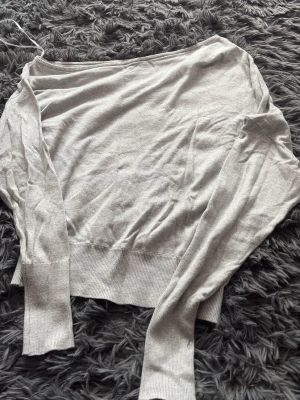 Garage Off-the-Shoulder Light Gray Sweater